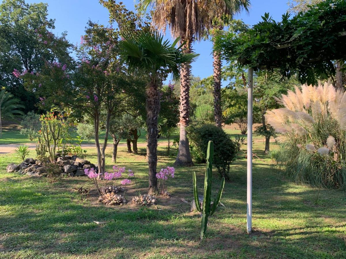 Residence Emilia Santa-Maria-Poggio  Bagian luar foto