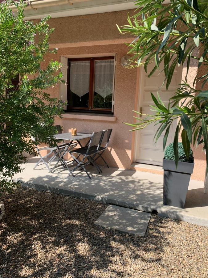 Residence Emilia Santa-Maria-Poggio  Bagian luar foto